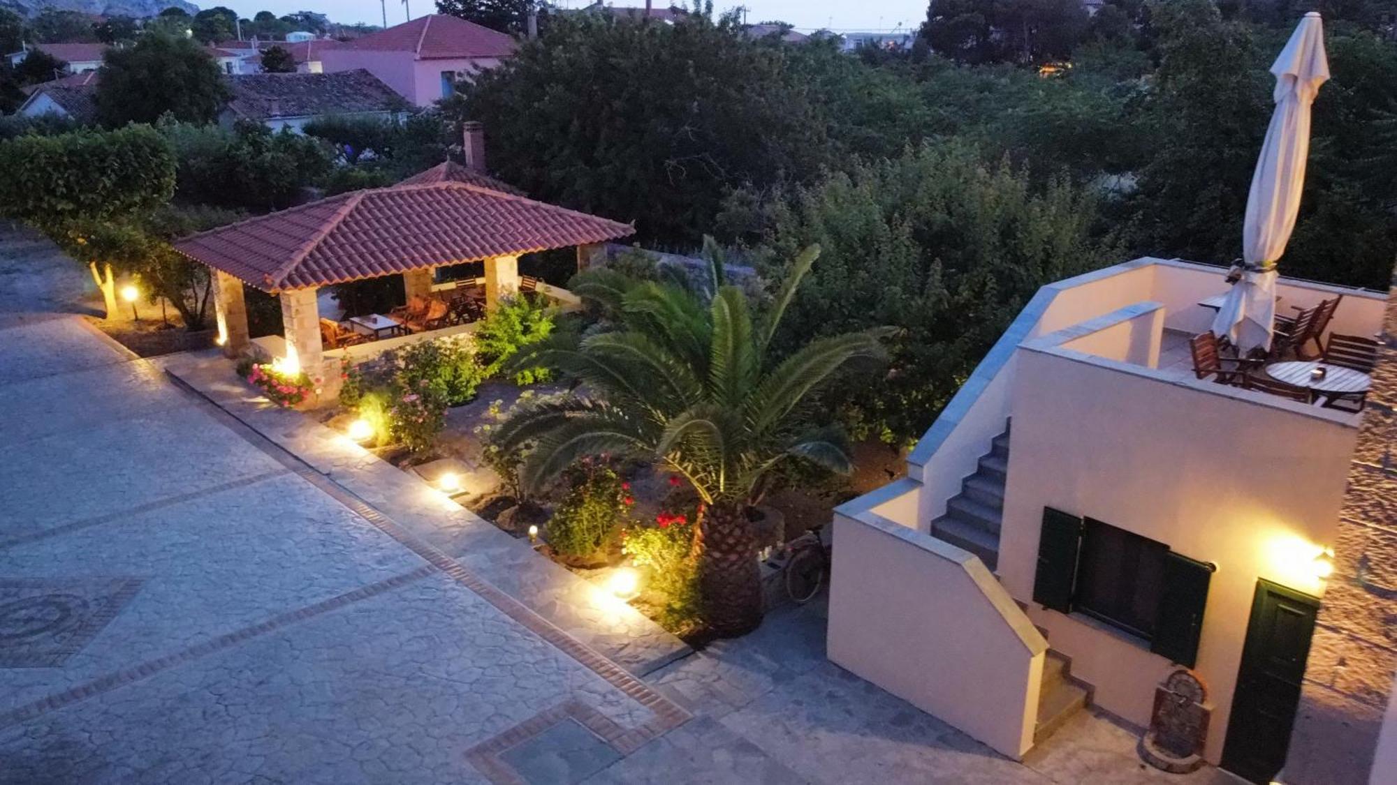 Artemis Traditional Hotel มิรินา ภายนอก รูปภาพ